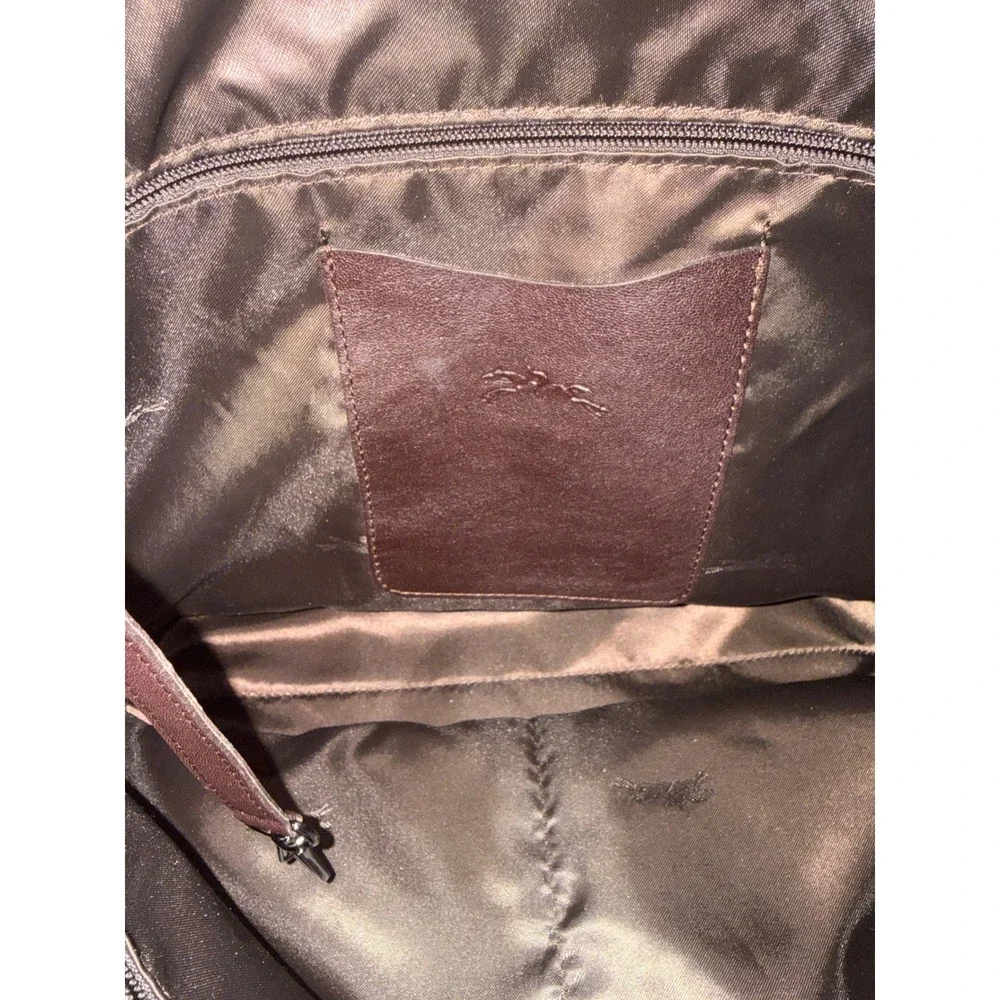 Longchamp 3D monochromatic Leather Hobo Bag Olive Green Logo Made in France